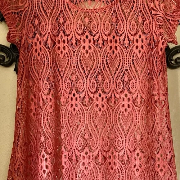 Tutta Bella Maternity Lace Top | Size Large - Picture 3 of 8